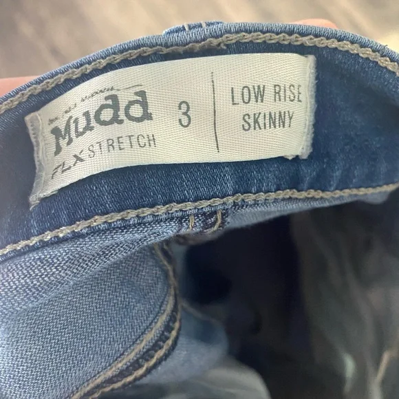 Jeans - Picture 3 of 3